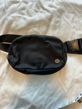 lululemon athletica Belt Bag